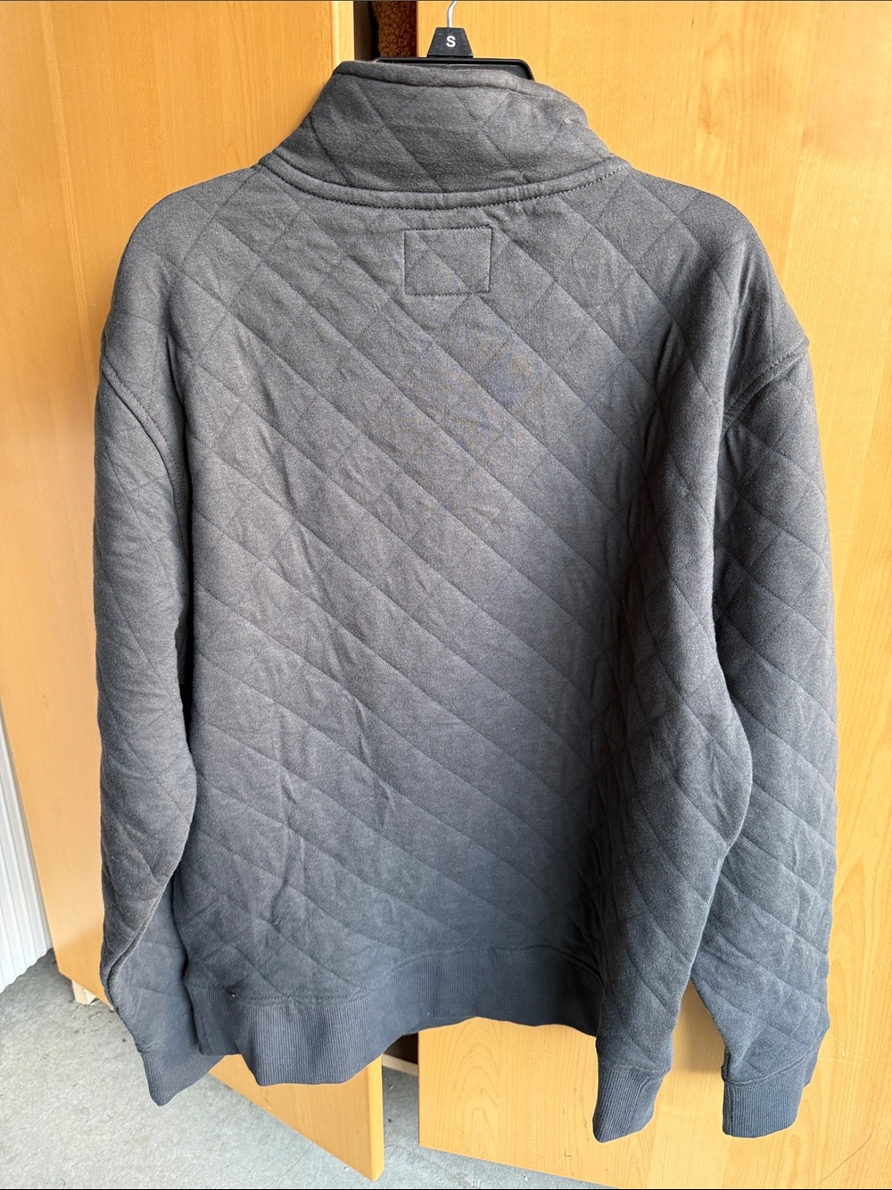 NWT Old Navy Men’s Quilted Half-Zip Pullover - Charcoal Gray - Picture 3 of 3